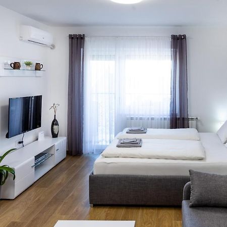 Mb Apartment スボティツァ エクステリア 写真