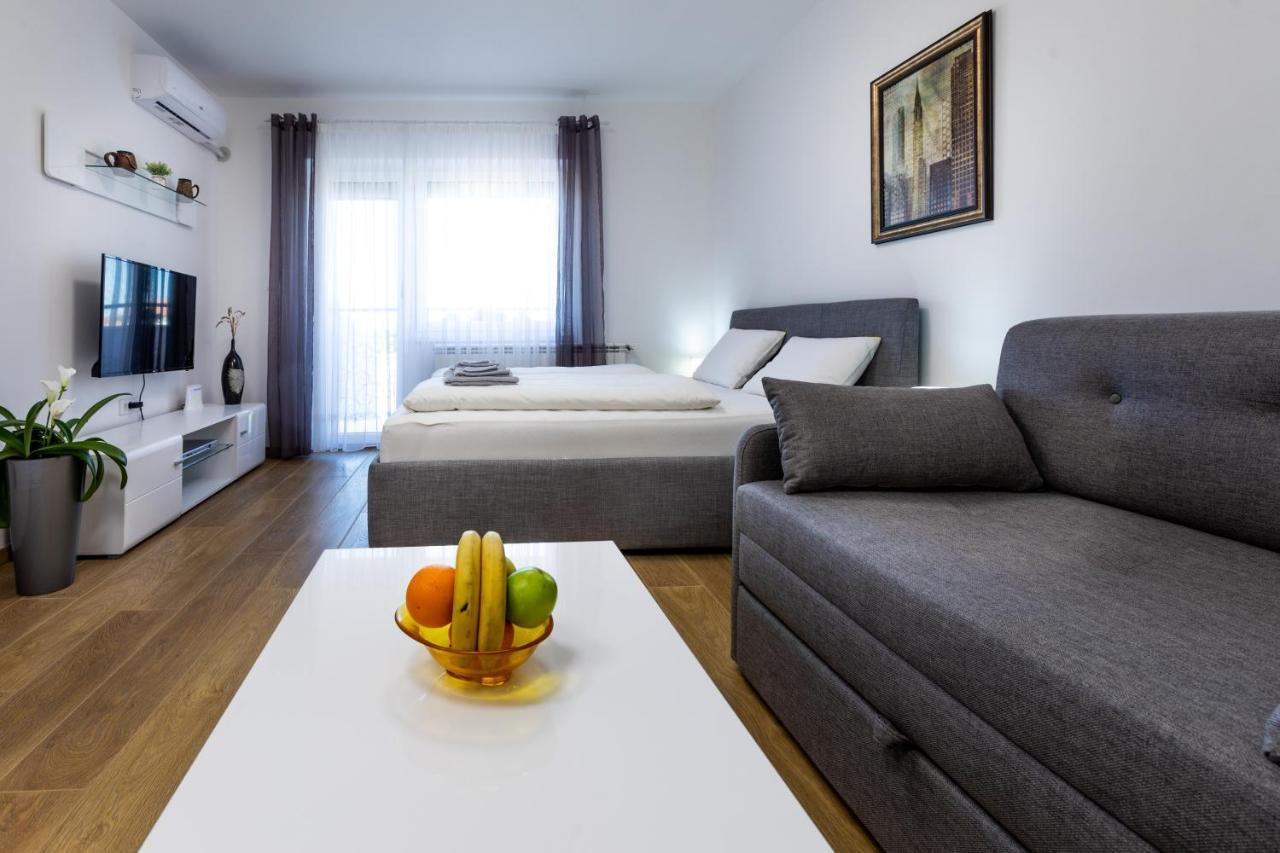 Mb Apartment スボティツァ エクステリア 写真